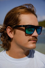 Load image into Gallery viewer, Brayden - Sunglasses

